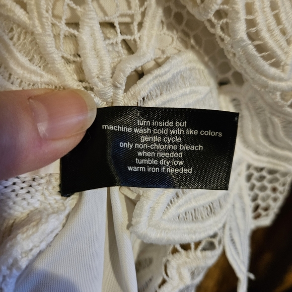 Lane Bryant-Cream Pullover Sweater with Lace Front Overlay-Plus Size 18/20 - Picture 6 of 6